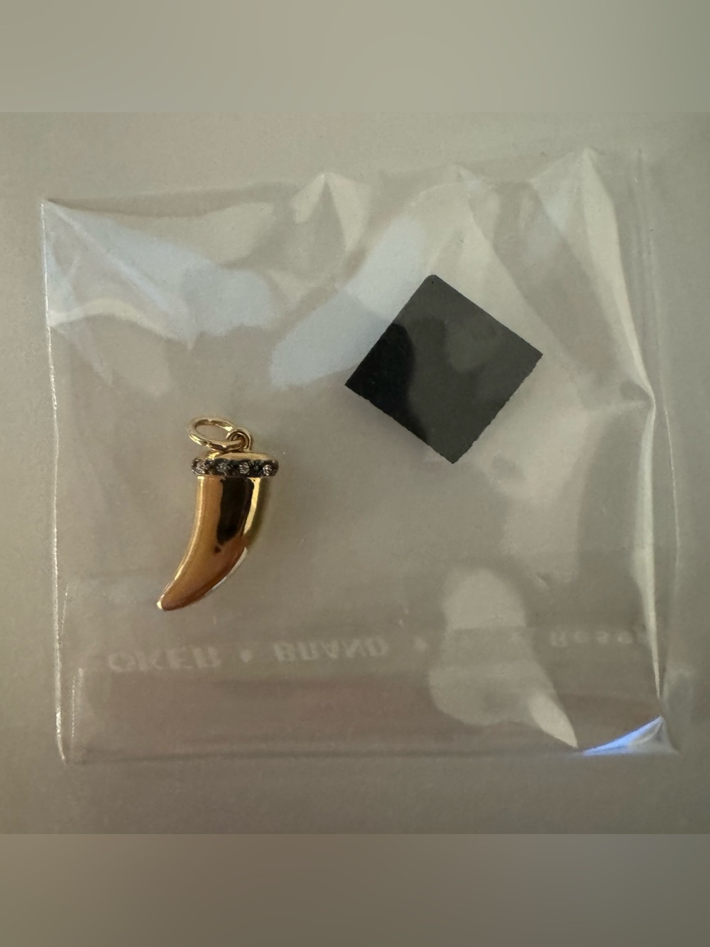 Stella & Dot Thorn Charm Gold Tone – New in Original Packaging